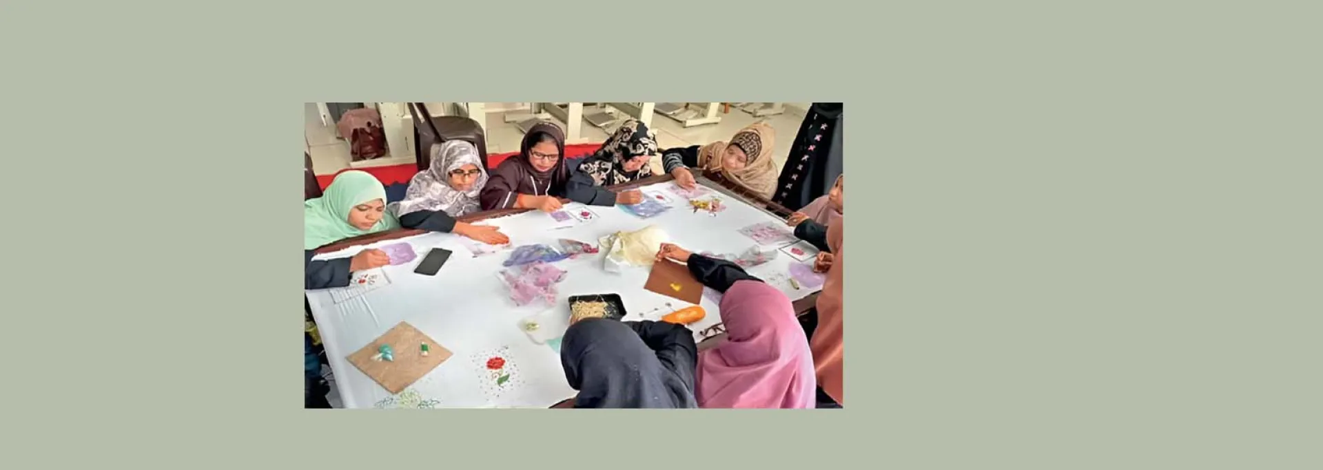 परंपरागत कला को बाज़ार तक